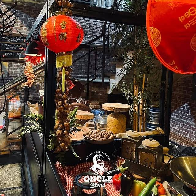 Oncle Blend, Racine: story 8