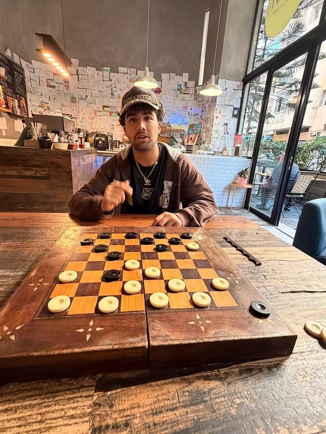 Bondi Coffee Kitchen, Gauthier: story 1