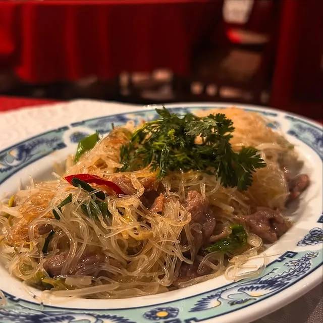Golden China, Sidi Belyout: story 1